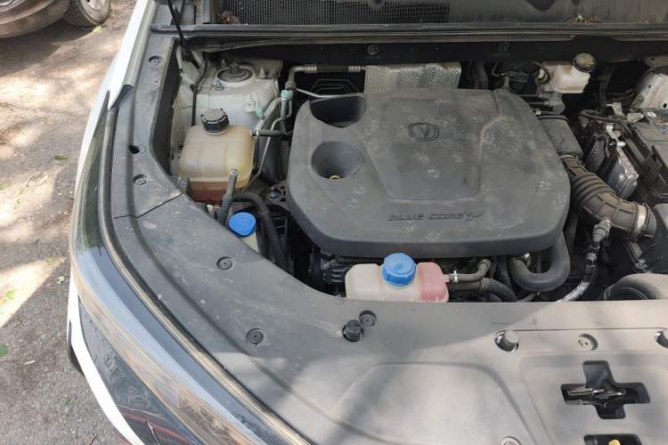 Used CHANGAN CS75 PLUS 2022 2nd Generation 1.5T Automatic Prestige Version Engine Bay Right