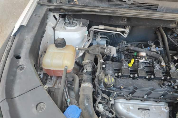 Used CHANGAN CS75 PLUS 2022 Classic Edition 1.5T Automatic Pioneer Model Engine Bay Right