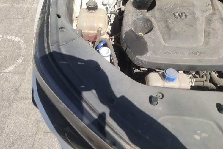 Used CHANGAN CS75 PLUS 2022 2nd Generation 1.5T Automatic Prestige Version Engine Bay Right