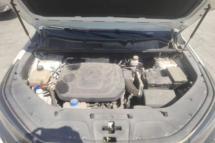 Used CHANGAN CS75 PLUS 2022 2nd Generation 1.5T Automatic Prestige Version Engine Bay