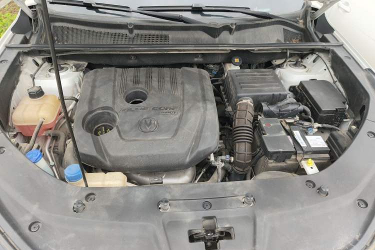 Used CHANGAN CS75 PLUS 2022 2nd Generation 1.5T Automatic Luxury Version Engine Bay