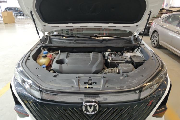 Used CHANGAN CS75 PLUS 2022 2nd Generation 2.0T Automatic Navigation Version Engine Bay