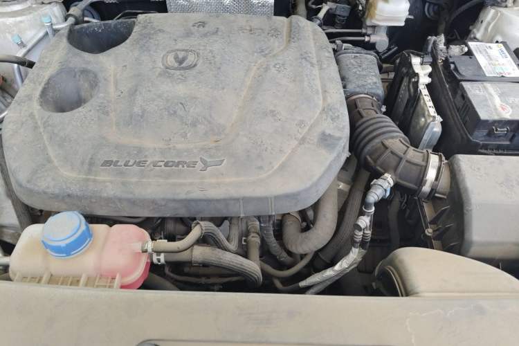 Used CHANGAN CS75 PLUS 2022 2nd Generation 1.5T Automatic Luxury Version Engine Bay