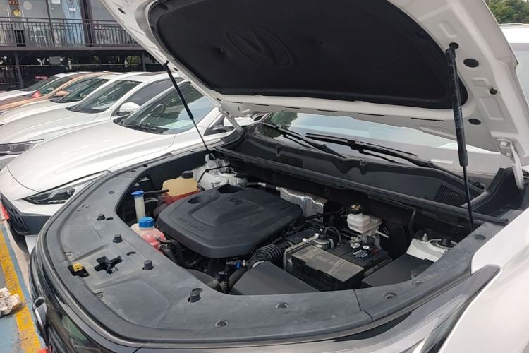 Used CHANGAN CS75 PLUS 2022 2nd Generation 1.5T Automatic Prestige Version Engine Bay