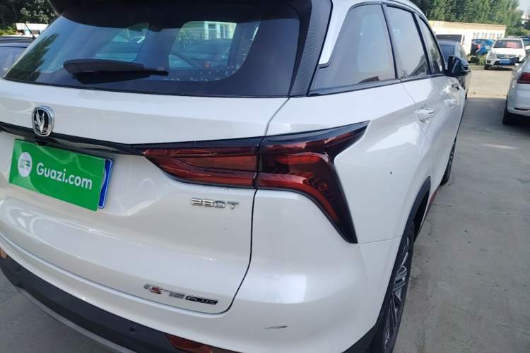 Used CHANGAN CS75 PLUS 2022 1.5T Automatic Luxury Model Exterior 3