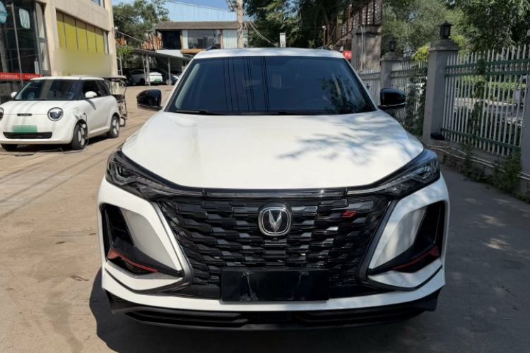 Used CHANGAN CS75 PLUS 2022 2.0T Automatic Pilot Version Exterior 3