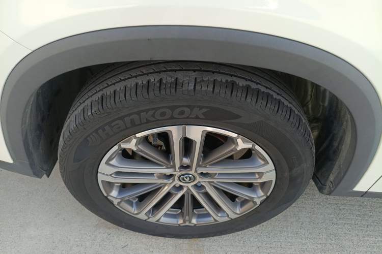 Used CHANGAN CS75 PLUS 2022 1.5T Automatic Luxury Model Exterior 4