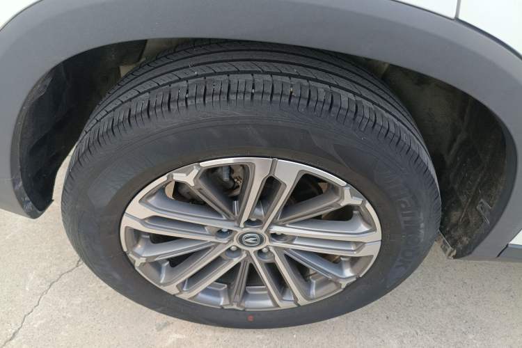 Used CHANGAN CS75 PLUS 2022 1.5T Automatic Luxury Model Exterior 5