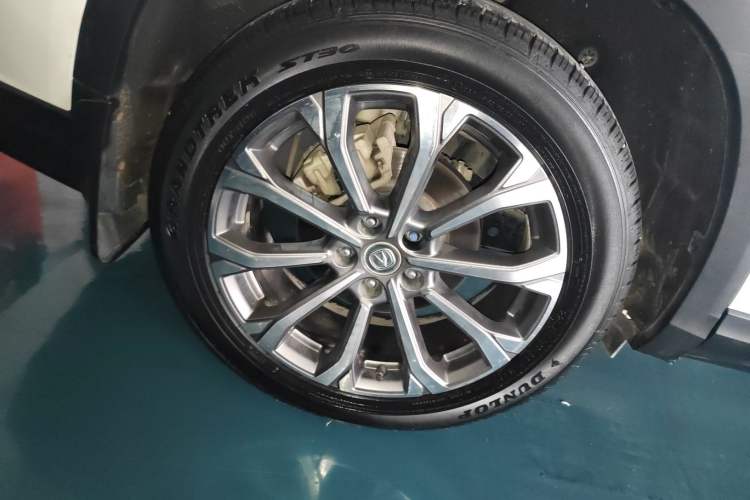 Used CHANGAN CS75 PLUS 2022 2.0T Automatic Pilot Version Exterior 5