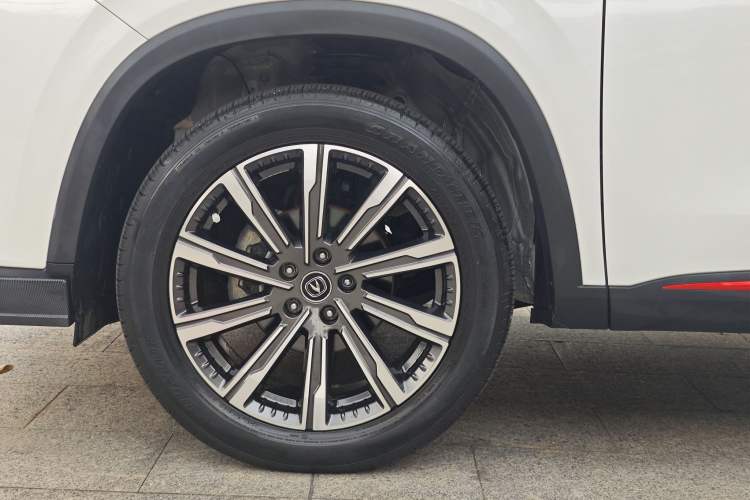 Used CHANGAN CS75 PLUS 2022 2nd Generation 1.5T Automatic Luxury Edition Exterior 6