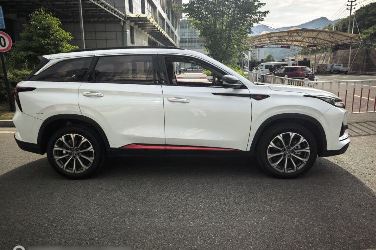 Used CHANGAN CS75 PLUS 2022 2.0T Automatic Pilot Version Exterior 7