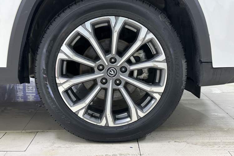 Used CHANGAN CS75 PLUS 2022 2.0T Automatic Pilot Version Exterior 7