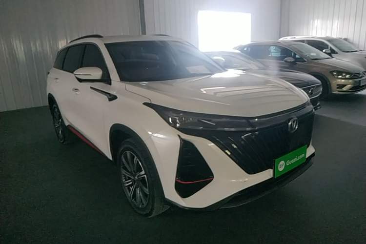 Used CHANGAN CS75 PLUS 2022 2nd Generation 1.5T Automatic Luxury Edition Front Right 45 Deg