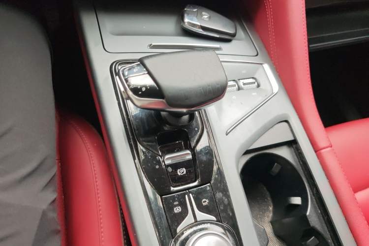 Used CHANGAN CS75 PLUS 2022 2.0T Automatic Pilot Version Gear Lever