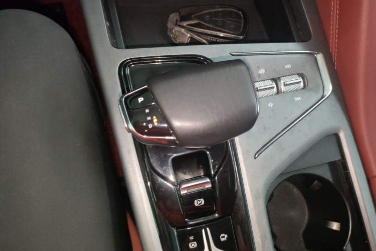 Used CHANGAN CS75 PLUS 2022 2.0T Automatic Flagship Edition Gear Lever