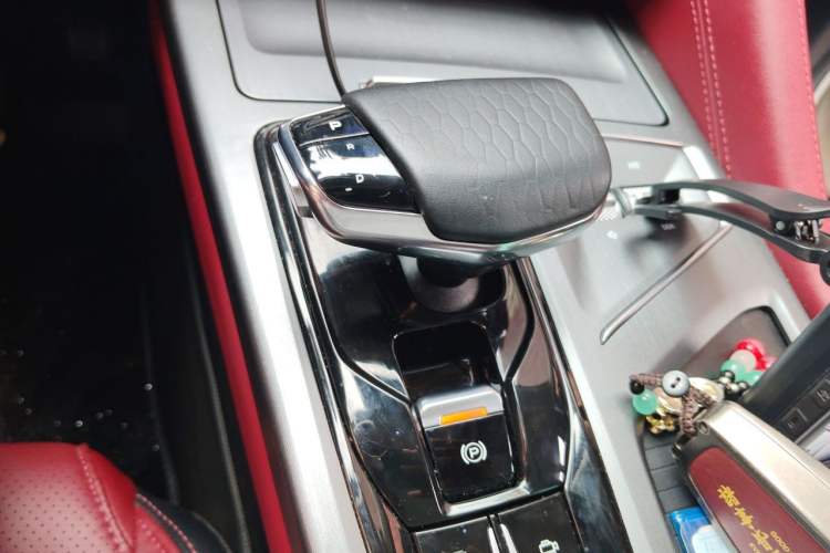 Used CHANGAN CS75 PLUS 2022 1.5T Automatic Luxury Model Gear Lever