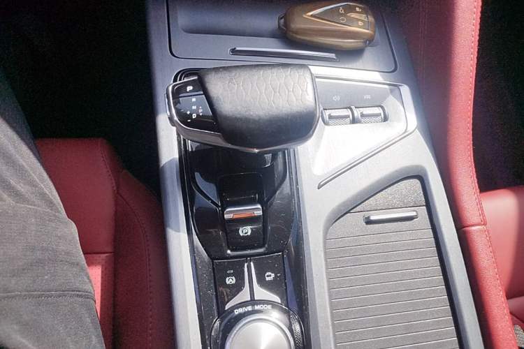 Used CHANGAN CS75 PLUS 2022 2.0T Automatic Pilot Version Gear Lever