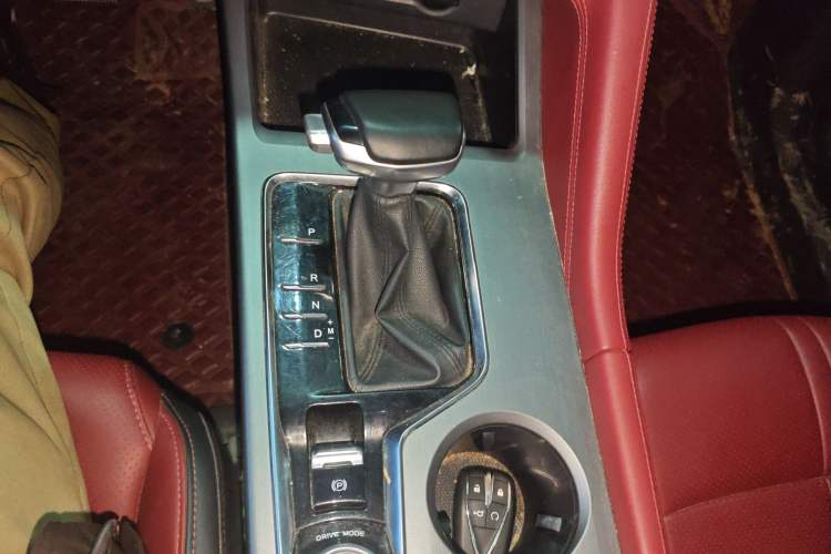 Used CHANGAN CS75 PLUS 2022 Classic Edition 1.5T Automatic Pioneer Model Gear Lever