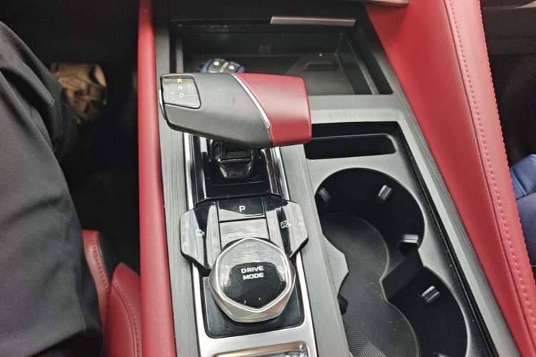 Used CHANGAN CS75 PLUS 2022 2nd Generation 1.5T Automatic Prestige Version Gear Lever