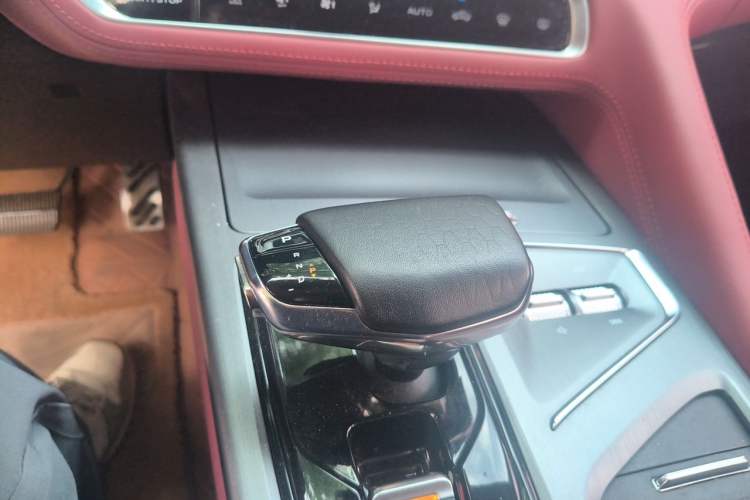 Used CHANGAN CS75 PLUS 2022 1.5T Automatic Prestige Model Gear Lever