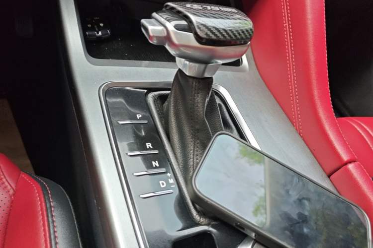 Used CHANGAN CS75 PLUS 2022 Classic Edition 1.5T Automatic Pioneer Model Gear Lever