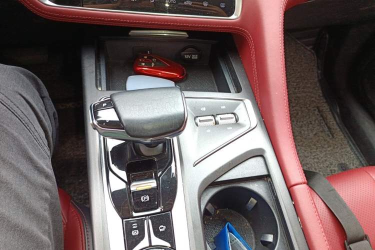 Used CHANGAN CS75 PLUS 2022 2.0T Automatic Pilot Version Gear Lever
