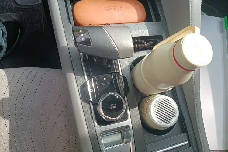 Used CHANGAN CS75 PLUS 2022 2nd Generation 1.5T Automatic Pilot Version Gear Lever