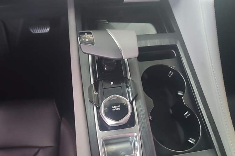 Used CHANGAN CS75 PLUS 2022 2nd Generation 1.5T Automatic Prestige Version Gear Lever