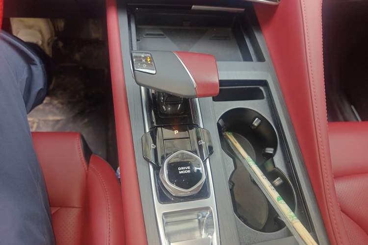Used CHANGAN CS75 PLUS 2022 2nd Generation 1.5T Automatic Prestige Version Gear Lever