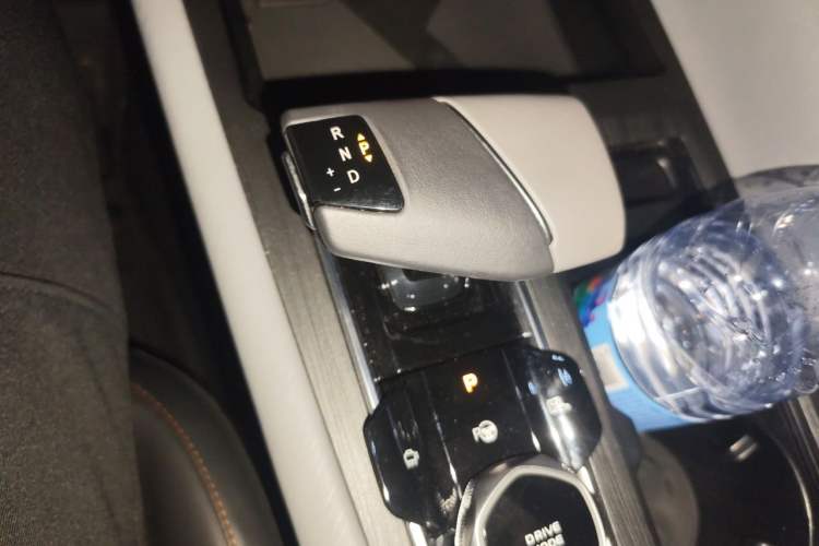 Used CHANGAN CS75 PLUS 2022 2nd Generation 2.0T Automatic Flagship Version Gear Lever