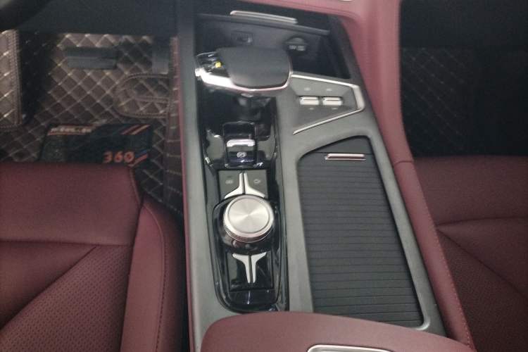 Used CHANGAN CS75 PLUS 2022 2.0T Automatic Pilot Version Gear Lever