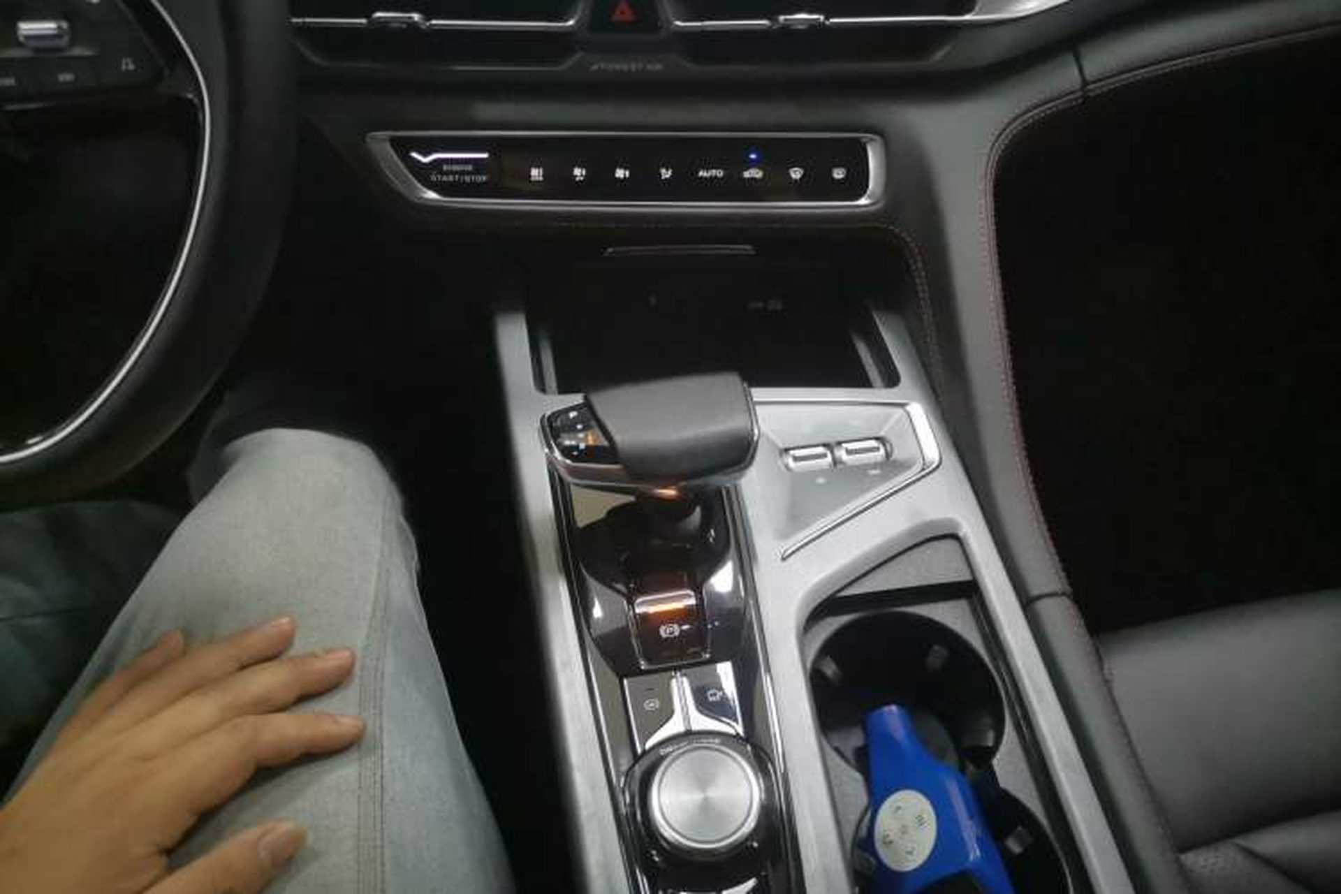 Used CHANGAN CS75 PLUS 2022 2.0T Automatic Pilot Version Gear Lever