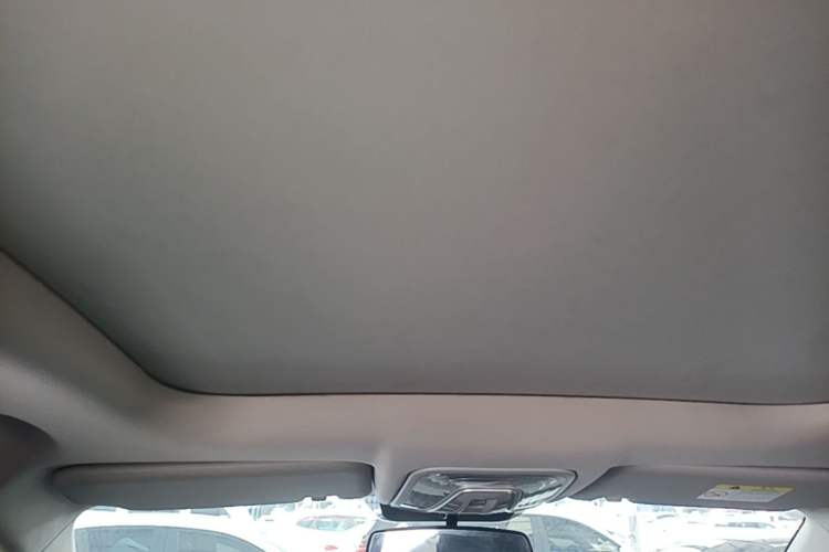 Used CHANGAN CS75 PLUS 2022 Classic Edition 1.5T Automatic Pioneer Model Headliner