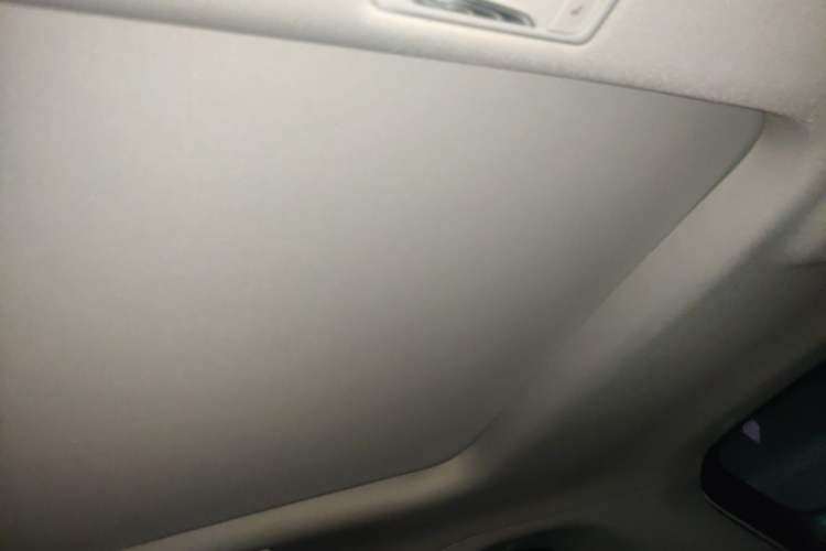 Used CHANGAN CS75 PLUS 2022 Classic Edition 1.5T Automatic Pioneer Model Headliner