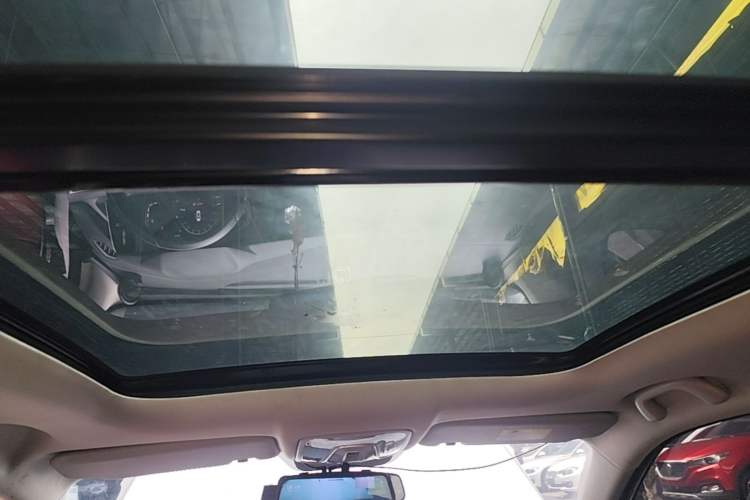 Used CHANGAN CS75 PLUS 2022 Classic Edition 1.5T Automatic Pioneer Model Headliner