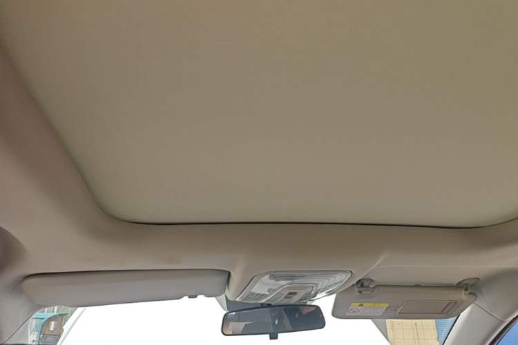 Used CHANGAN CS75 PLUS 2022 Classic Edition 1.5T Automatic Pioneer Model Headliner