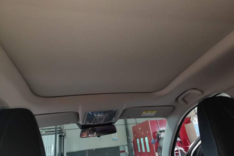 Used CHANGAN CS75 PLUS 2022 Classic Edition 1.5T Automatic Pioneer Model Headliner