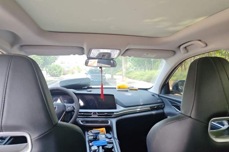 Used CHANGAN CS75 PLUS 2022 1.5T Automatic Luxury Model Headliner