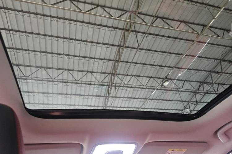 Used CHANGAN CS75 PLUS 2022 Classic Edition 1.5T Automatic Pioneer Model Headliner