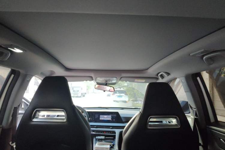 Used CHANGAN CS75 PLUS 2022 Second-Generation 2.0T Automatic Prestige Model Headliner