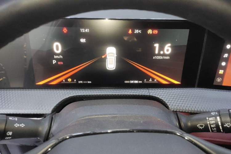 Used CHANGAN CS75 PLUS 2022 Second-Generation 2.0T Automatic Prestige Model Instrument Cluster