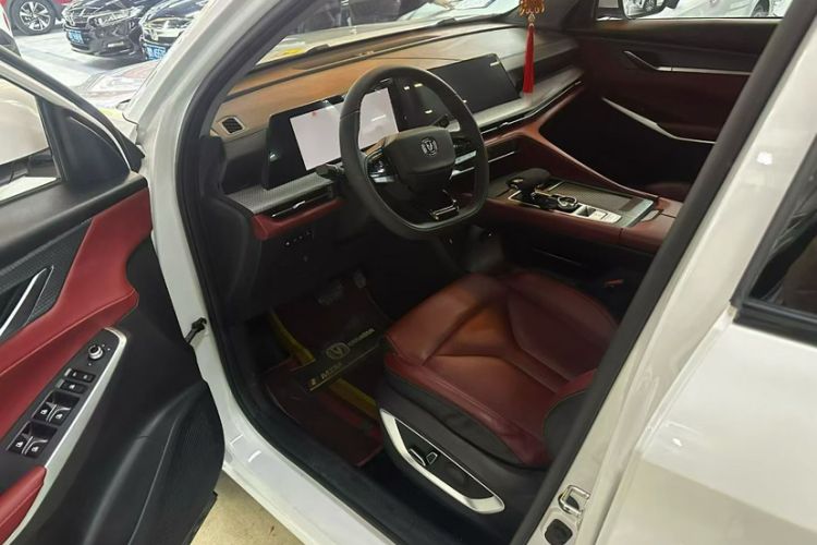 Used CHANGAN CS75 PLUS 2022 Second-Generation 2.0T Automatic Prestige Model Interior 1