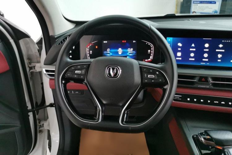 Used CHANGAN CS75 PLUS 2022 1.5T Automatic Prestige Model Interior 2
