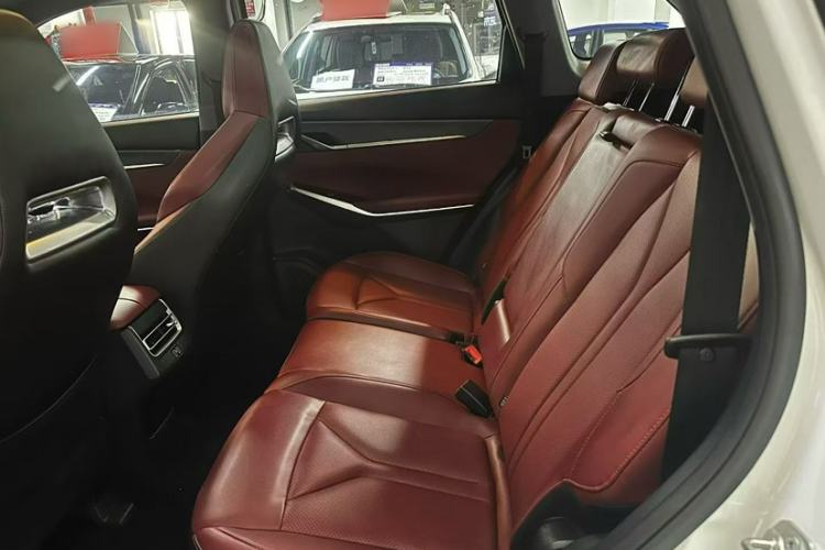 Used CHANGAN CS75 PLUS 2022 Second-Generation 2.0T Automatic Prestige Model Interior 2