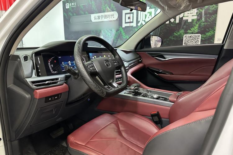 Used CHANGAN CS75 PLUS 2022 2.0T Automatic Pilot Version Interior 2