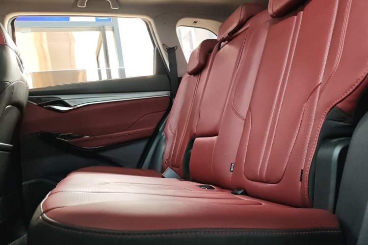 Used CHANGAN CS75 PLUS 2022 Classic Edition 1.5T Automatic Pioneer Model Interior 2