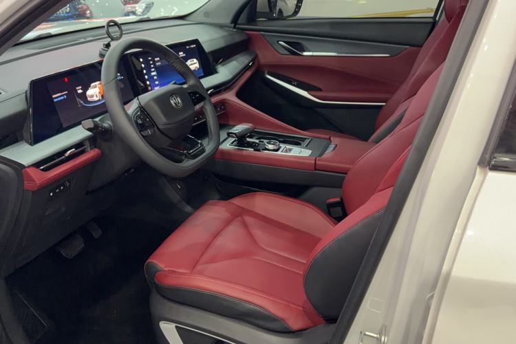 Used CHANGAN CS75 PLUS 2022 2nd Generation 1.5T Automatic Prestige Version Interior 3
