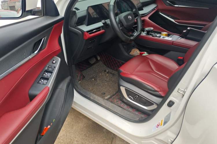 Used CHANGAN CS75 PLUS 2022 2nd Generation 1.5T Automatic Luxury Edition Interior 3