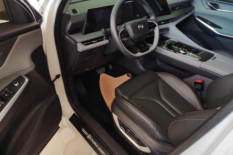 Used CHANGAN CS75 PLUS 2022 Second-Generation 2.0T Automatic Prestige Model Interior 3
