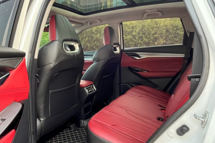 Used CHANGAN CS75 PLUS 2022 1.5T Automatic Luxury Model Interior 3